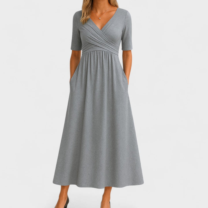 Pola | Effortless Elegant Midi Dress