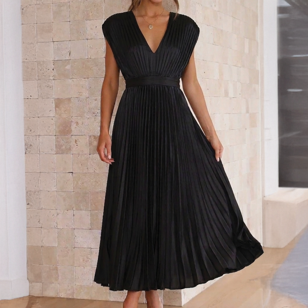 Stella | Elegant Pleated Maxi Dress