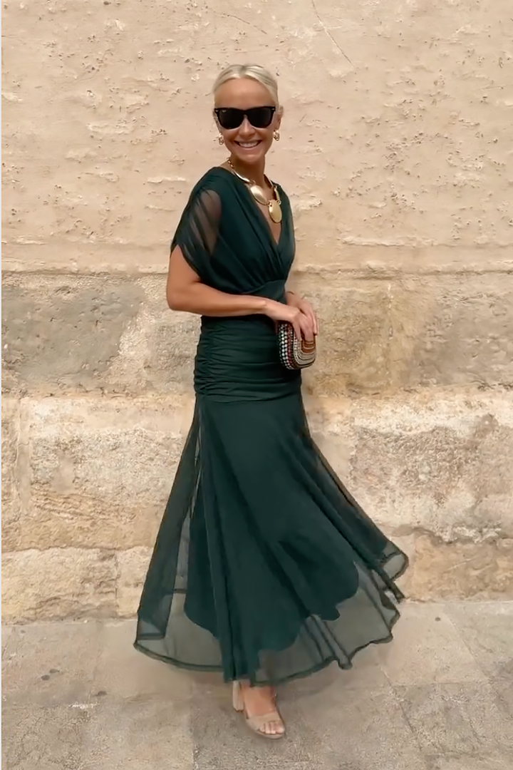 Mia | Elegant V-neck Maxi Dress