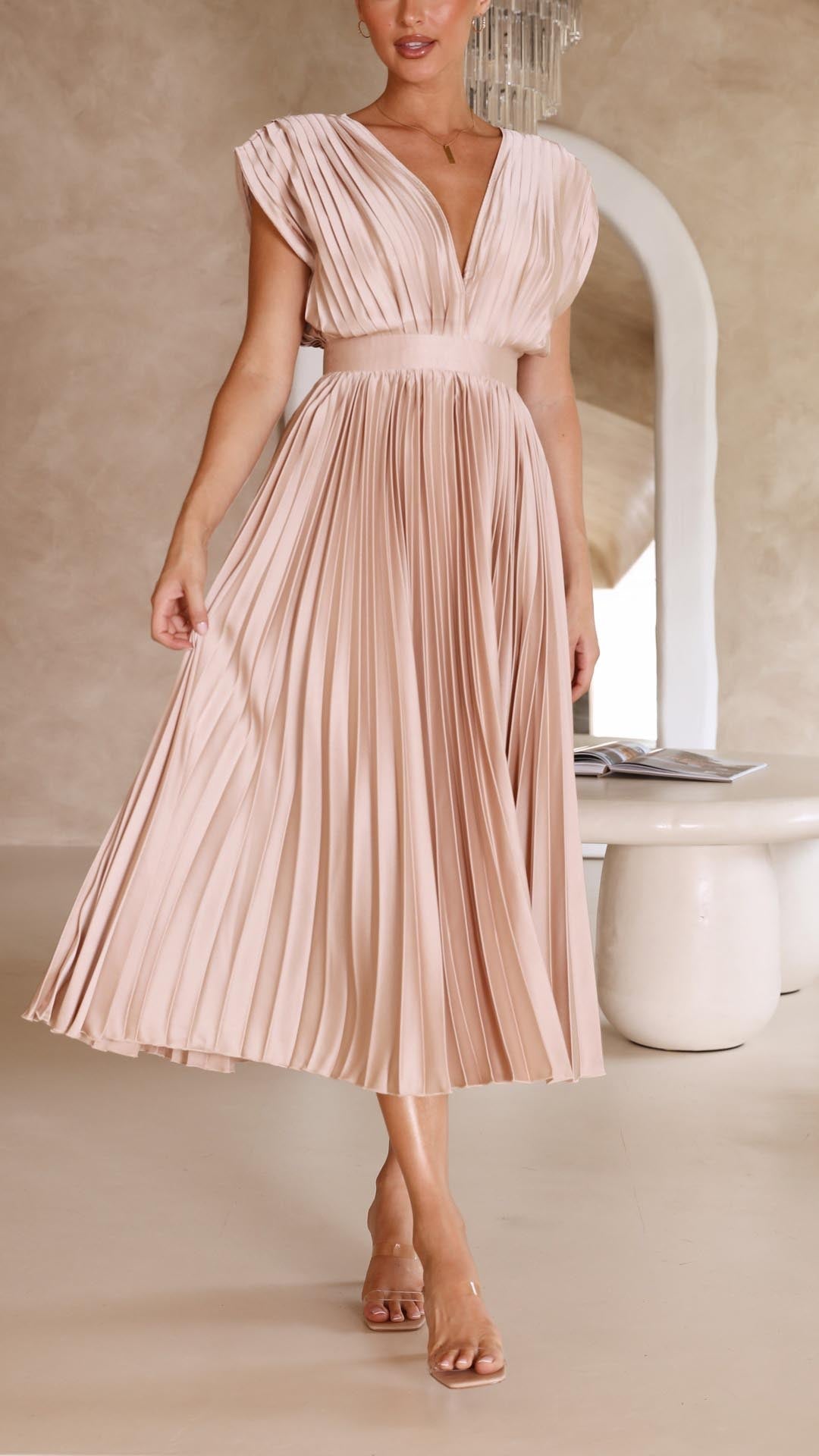 Stella | Elegant Pleated Maxi Dress