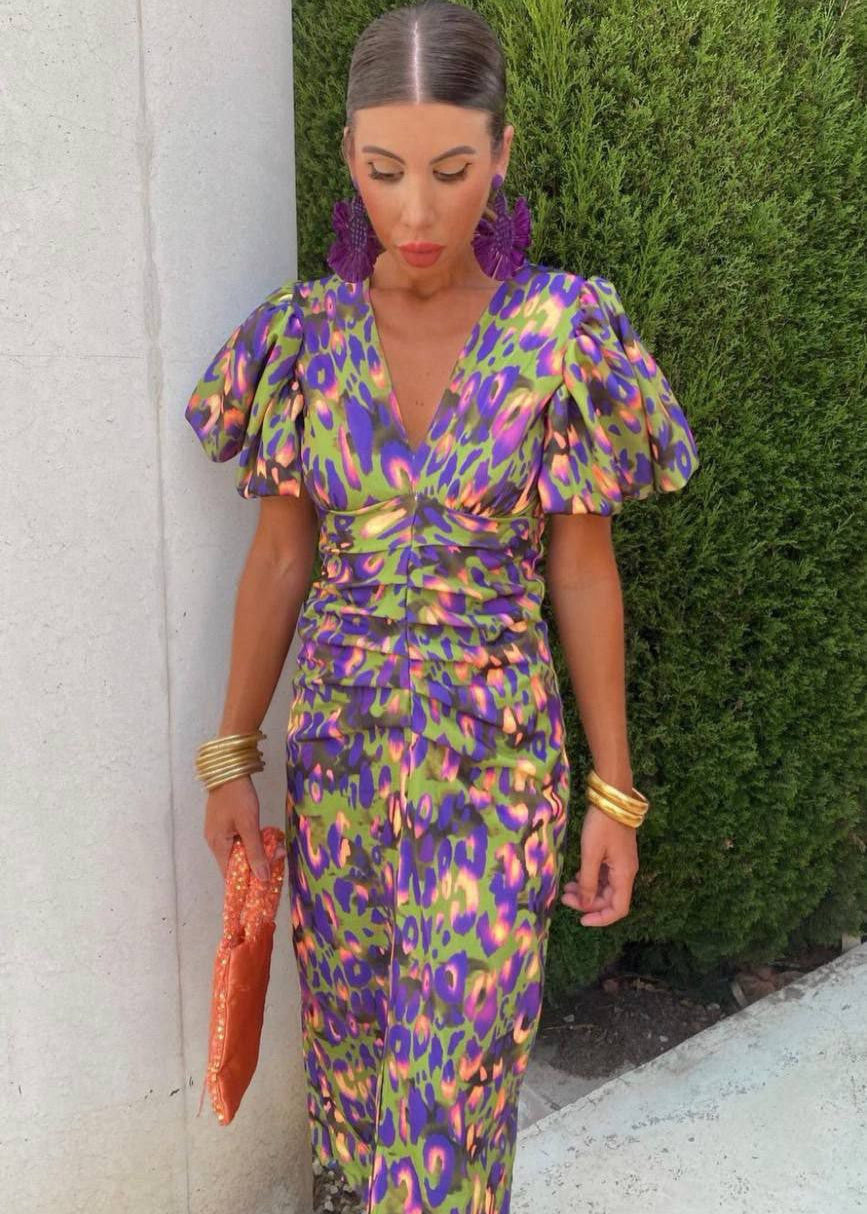 Vina | Stylish and Vibrant Dress