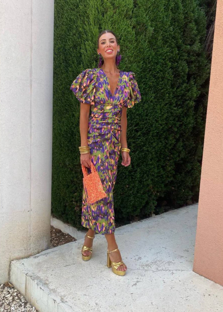 Vina | Stylish and Vibrant Dress